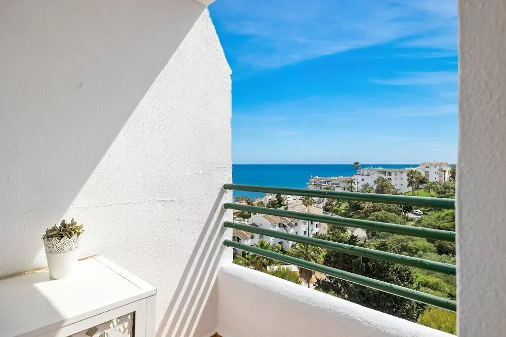 Sea View Apartment At Wyndhams Complex Malaga