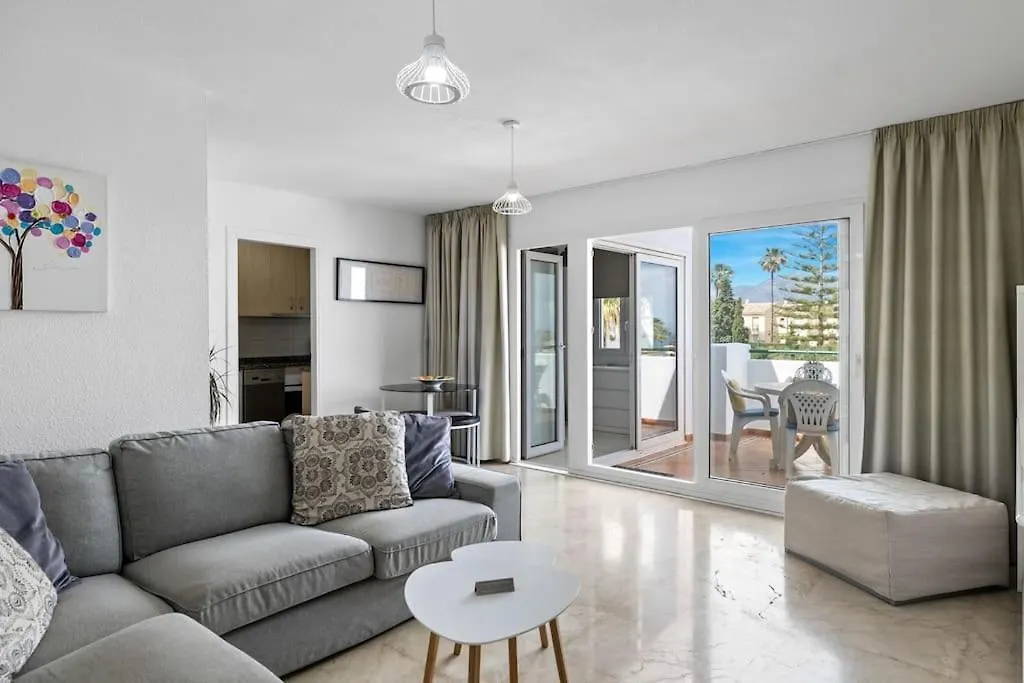 Sea View Apartment At Wyndhams Complex Malaga