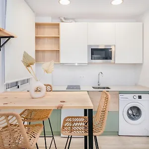  Apartment Exclusive Comedia