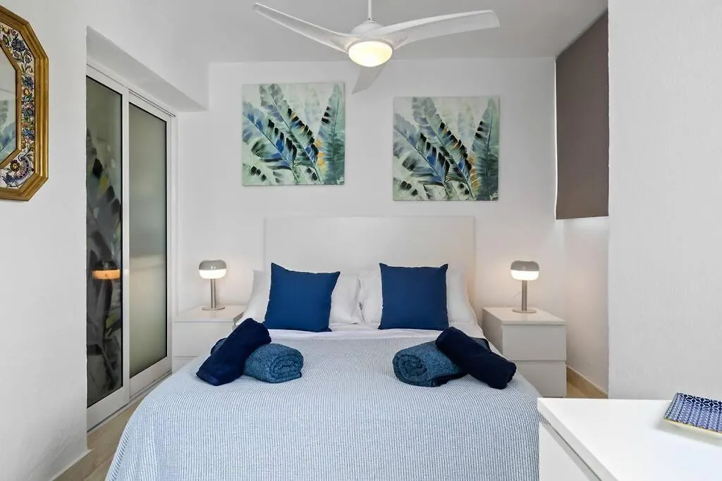 Sea View Apartment At Wyndhams Complex Malaga Spain