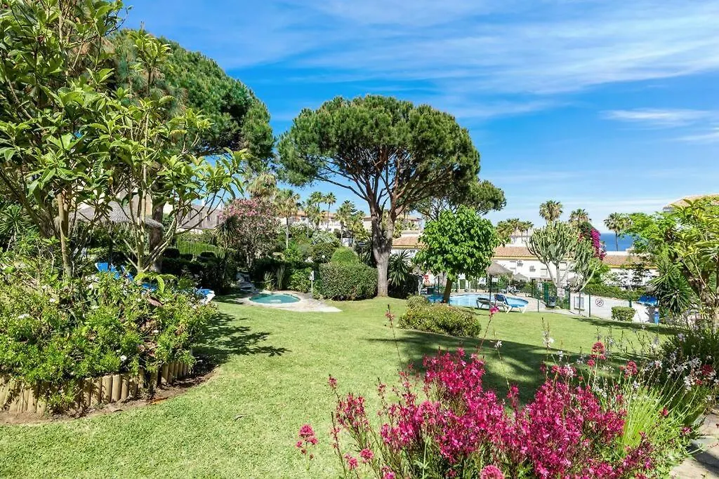 Sea View Apartment At Wyndhams Complex Malaga